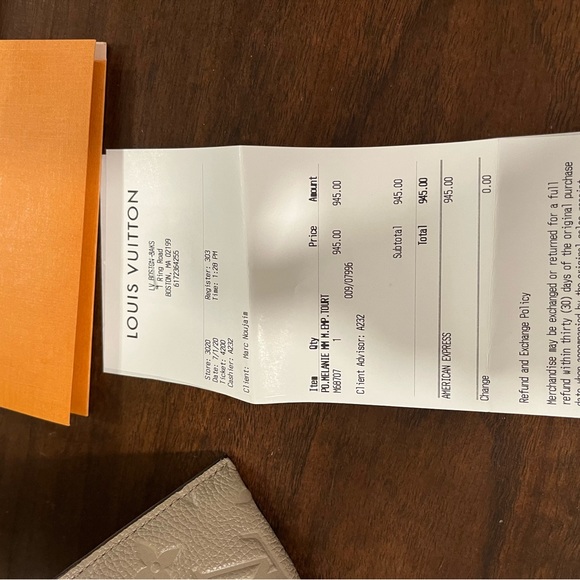 Louis Vuitton pouch - Picture 15 of 15